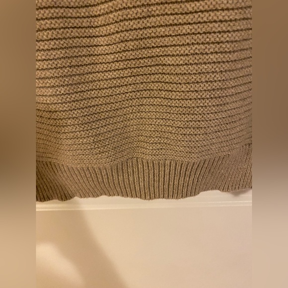 Kenneth Cole reaction cowl neck sweater - Picture 4 of 8